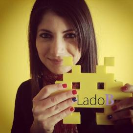 Irina Sternik con logos de Geekye y LadoB